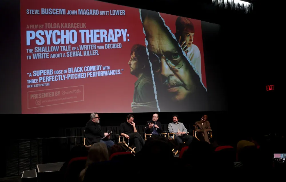 TOLGA KARAÇELİK’TEN  “SAYKOTERAPİ”