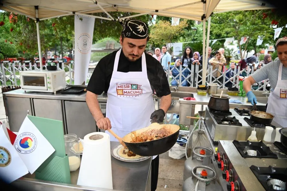 Manisa’da Mesir Macunlu Yemekler Yarıştı